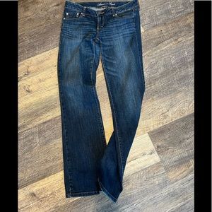 American eagle favorite boyfriend jeans